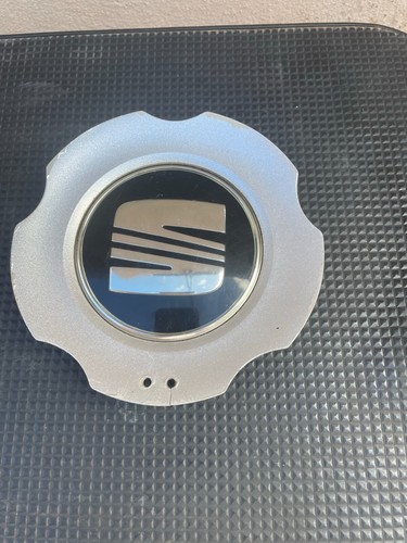 Seat leon alloy wheel centre - seat,