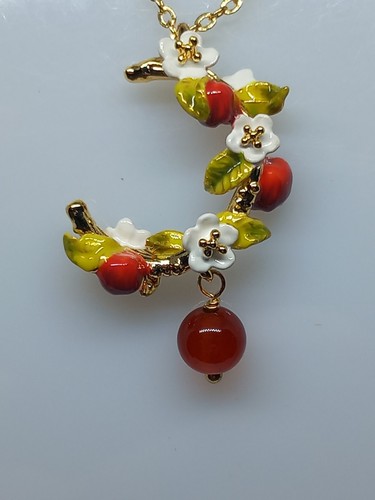 Les nereides necklace - les,