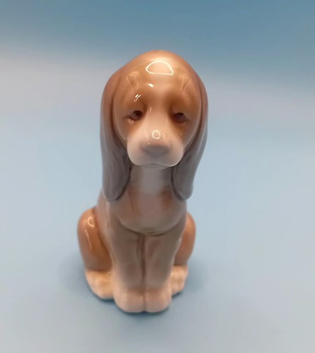 Vintage 974 lladro good puppy - 974,
