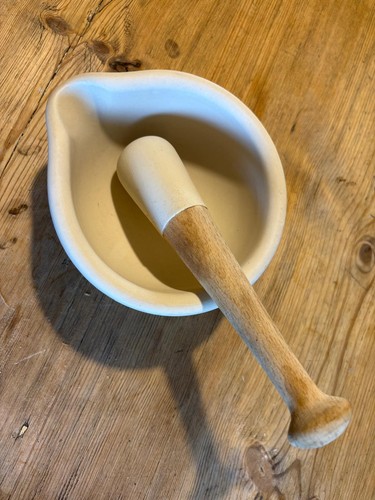 Small mortar and - , pestle