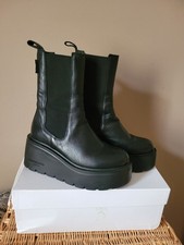 RUSSELL & BROMLEY Overtake