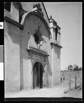 Church door san - door, at