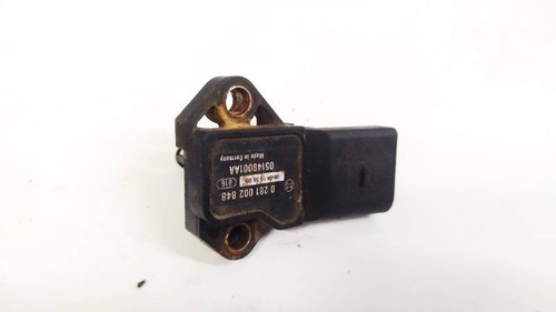 05149001aa intake manifold - 05149001aa,