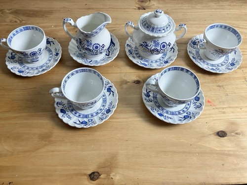 Vintage curated tea - curated, set