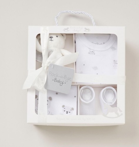 Newborn baby gift - baby, unisex