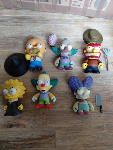 Kidrobot simpsons treehouse - simpsons, of
