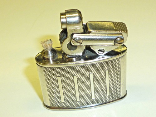 Lighter with - (karl, wieden)