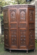 SUPERB RARE CARVED  ARTS &