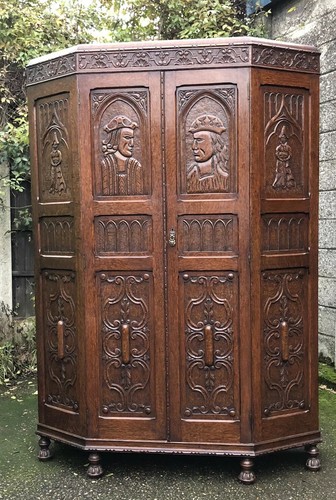 Superb rare carved arts - rare,