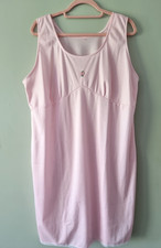 UK:24/26 Vintage Courtaulds