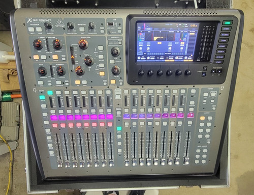 Behringer x32 compact digital - compact,