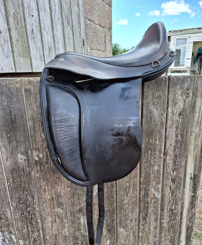 Strada dressage saddle brown - strada,