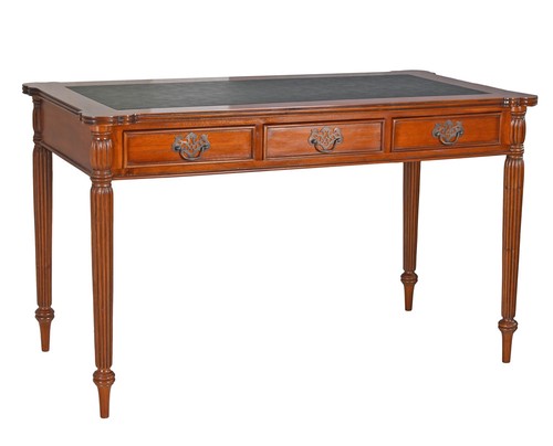 Mahogany table antique - , style