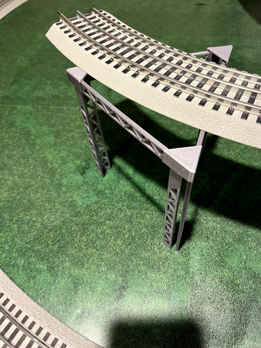 Scale three sided - sided, wide