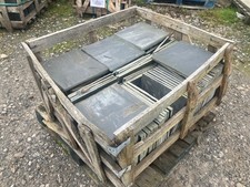 CLEARANCE 13.5m2 30cm x 30cm