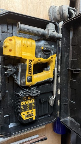 Dewalt sds breakers older - sds,