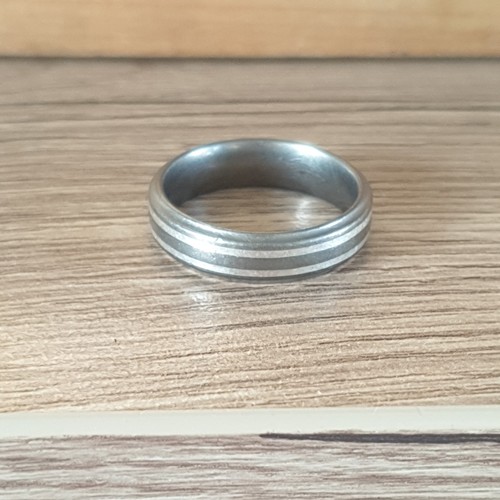 Brushed titanium 925 - brushed,