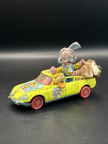 1960 magic roundabout corgi - roundabout,