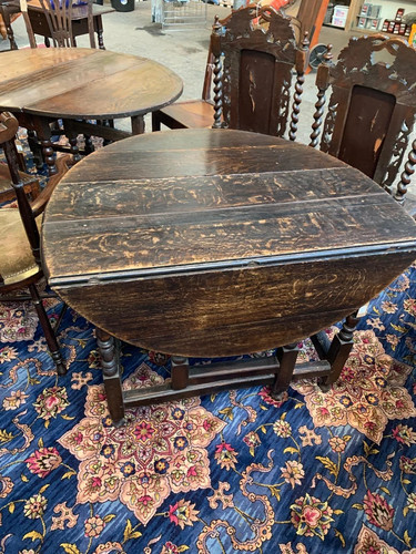 18th century gate leg - , table