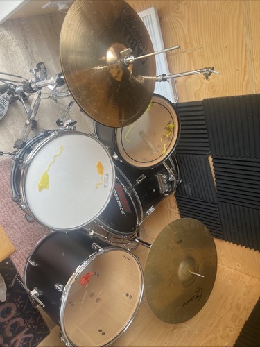 Acoustic drum kit - drum, with