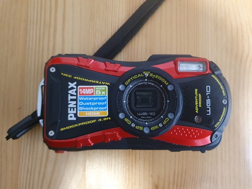 Pentax underwater camera - wg-10,