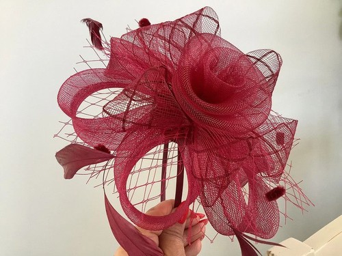 Deep red coloured fascinator - red,