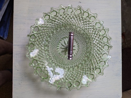Vintage green glass cake - ,