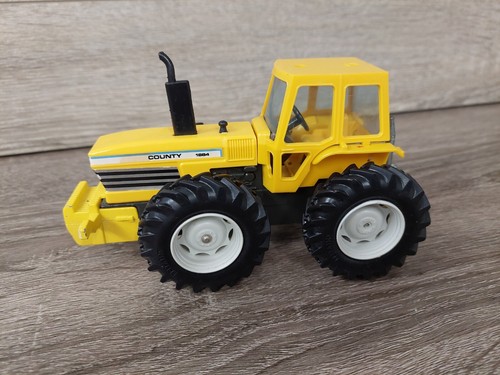 Britains farm toys county 1884 - britains,