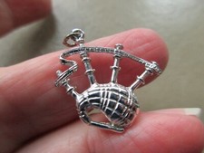 LARGE VINTAGE SILVER TONE