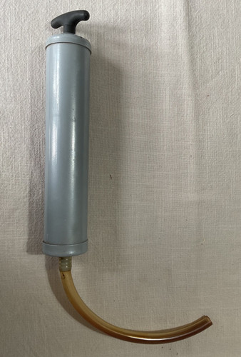 Gear oil vacuum pump suction