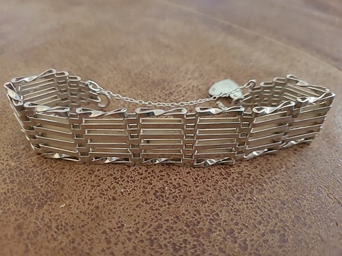 Silver gate bracelet - silver,