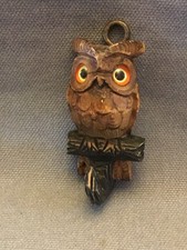 HAND CARVED BLACK FOREST OWL COAT HOOK ~ WOODENWARE  ~ TREEN