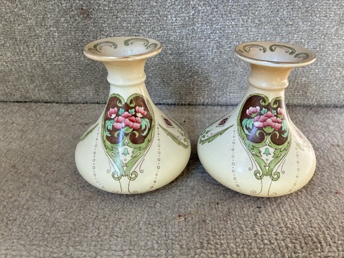 Pair shelley small vases - pair,