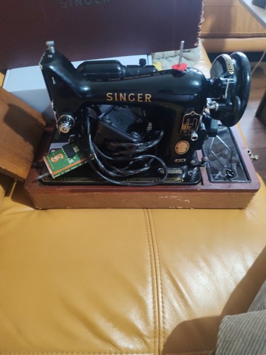 Vintage singer 99k electric - vintage,