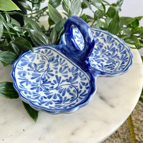 Vintage blue white - &, double