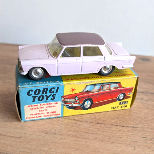Corgi toys 232 fiat 2100 - corgi,