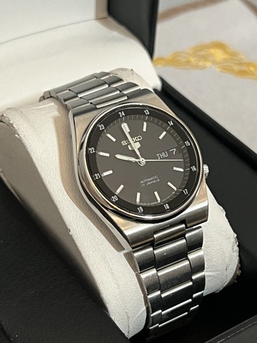 Seiko 7009 3061 black dial - 3061,