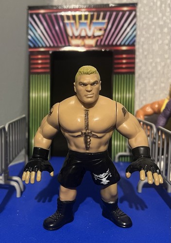 Wwe mattel retro brock lesnar - brock,