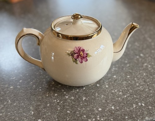 Sudlows burslem vintage cream - vintage,