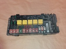 YQE103310 YQE103750 YQE000300 LAND ROVER DISCOVERY 2 TD5 V8 FUSE BOX