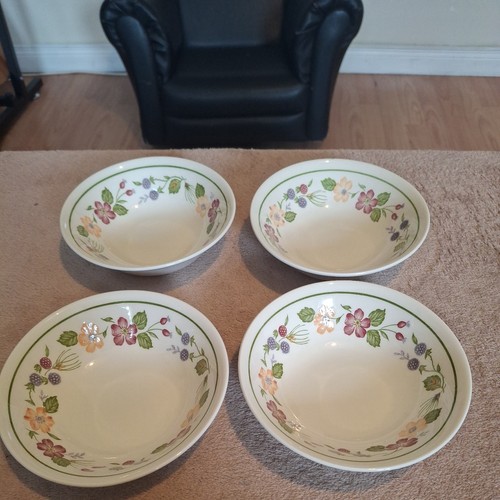 Biltons country lane bowls - 4,