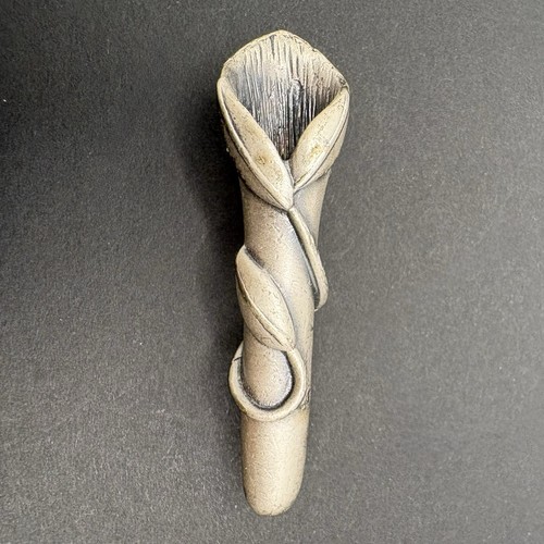 Vintage tussie mussie brooch - tussie,