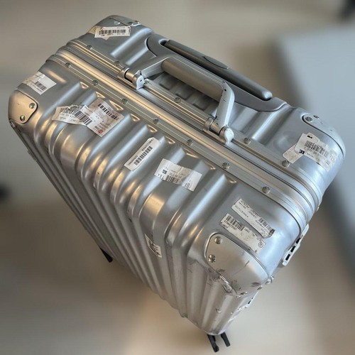 Rimowa silver wheels - silver, carry