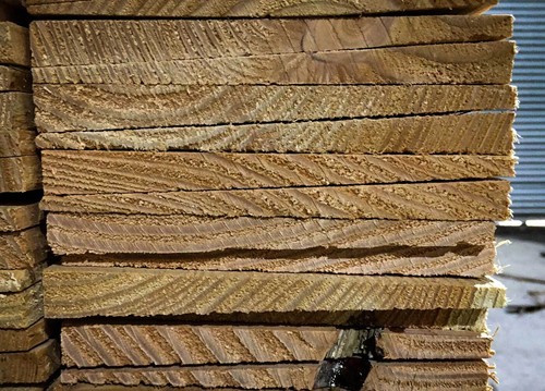 Feather edge fence boards - edge,