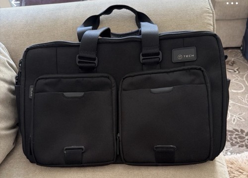 Tumi tech essential gear - tumi,