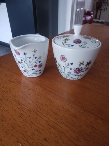 Milk jug sugar bowl - milk,