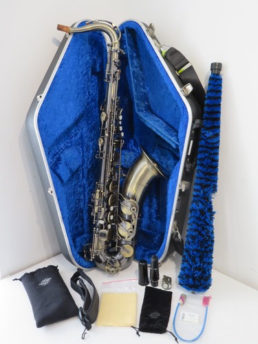 Antigua tenor saxophone - antigua, in