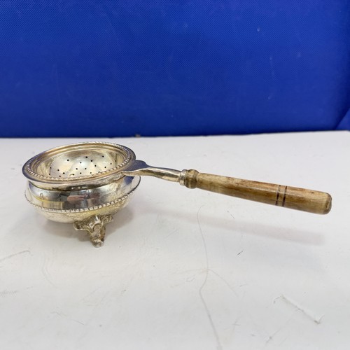 Vintage tea strainer piece - vintage,
