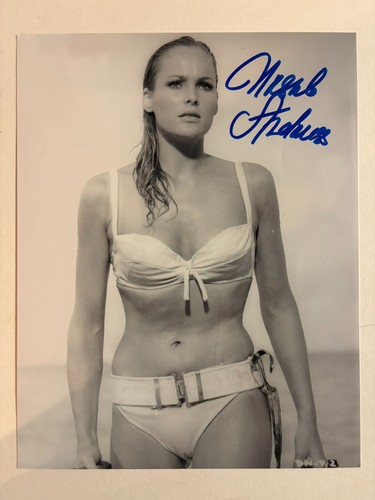 Ursula andress hand signed - hand,