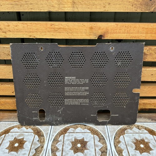 Vintage pye radio - back, plate